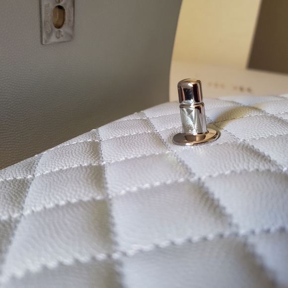 Chanel coco handle mini irridescent blue caviar bag - Picture 6 of 14